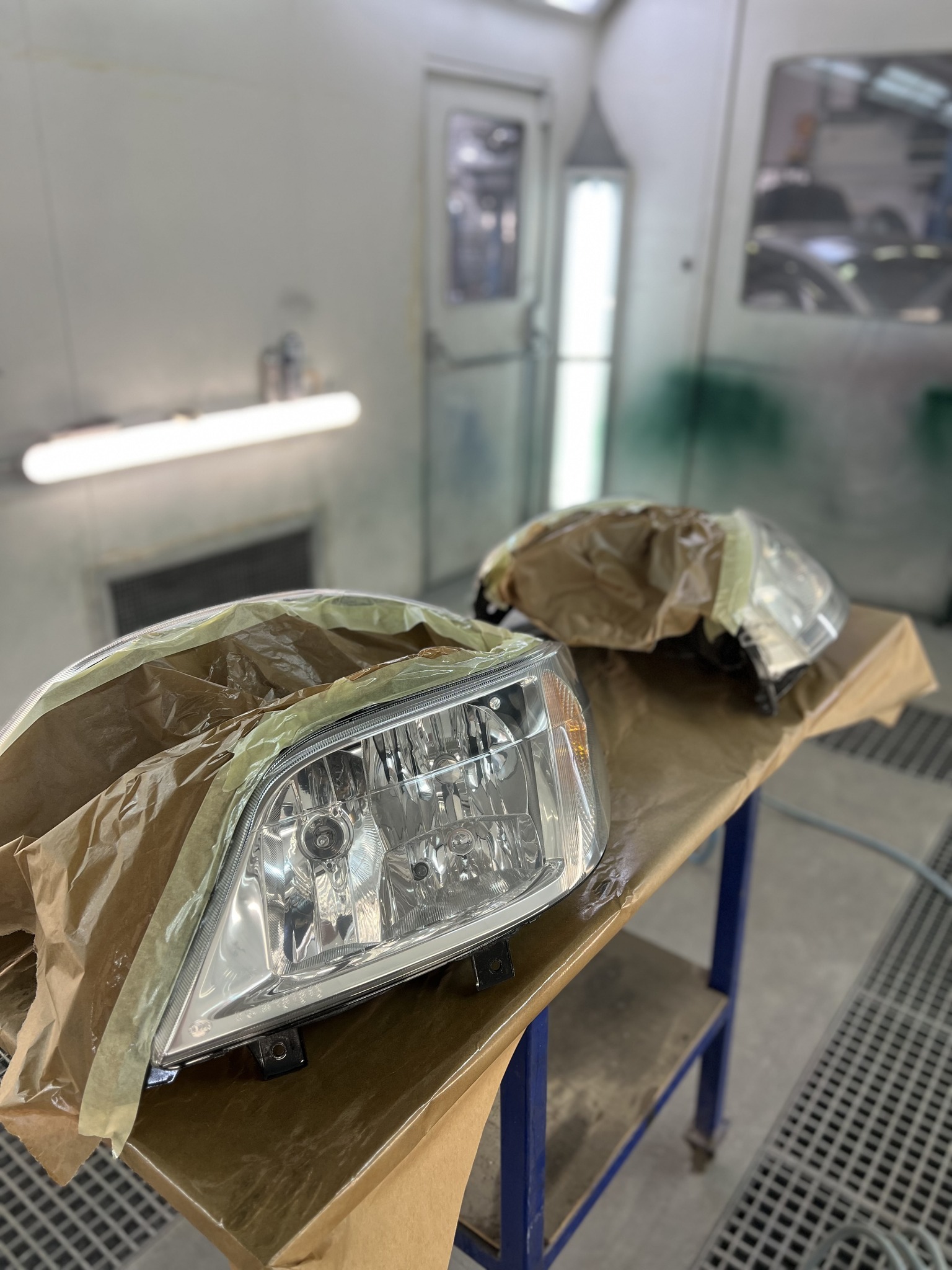 Exemple avant/après phares rénovés